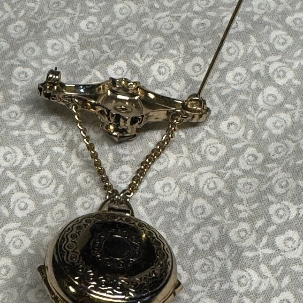 chatelaine locket brooch American jewelry by Coro Mulit photos Vintage